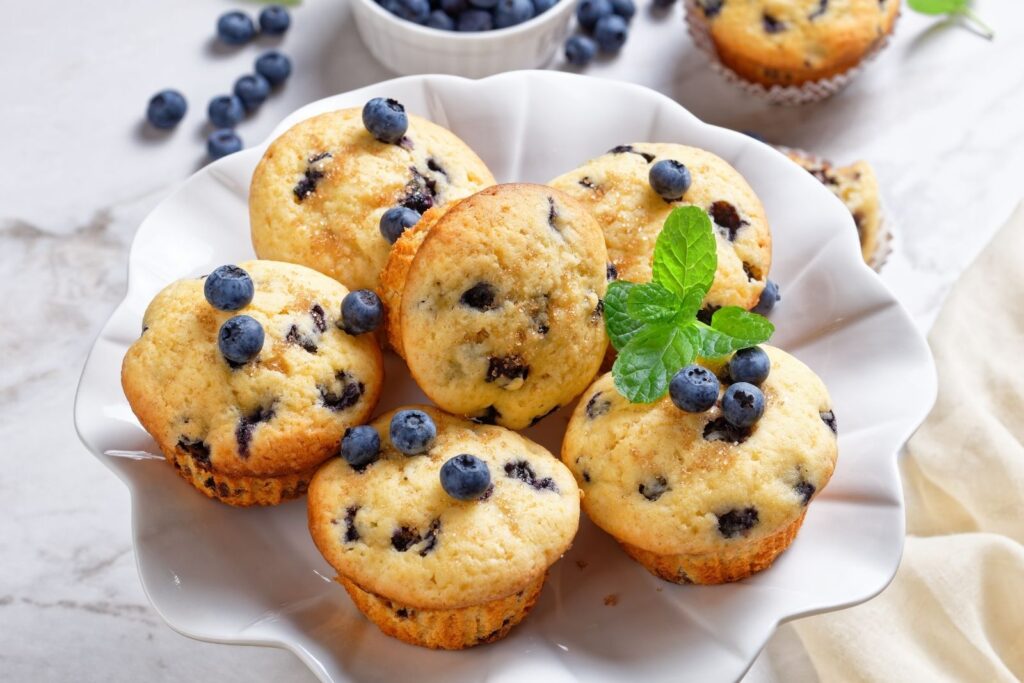 cozy winter breakfast ideas including oatmeal eggs pancakes and warm filling morning meals